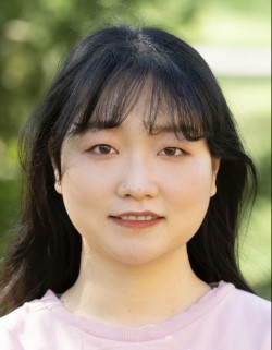 Yu, Zhiyun - Headshot (2022)